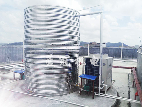 不像太陽能熱水器存在玻璃破裂漏水問題