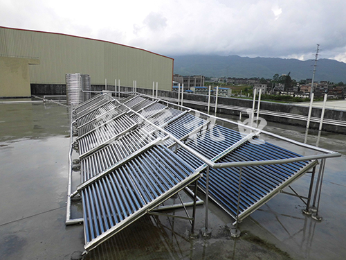 藍冠機電工廠宿舍真空管太陽能熱水工程