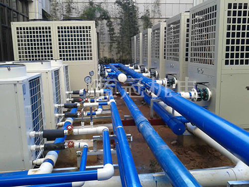 藍冠機電空氣能熱水器供暖管道細節圖